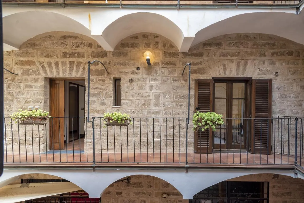 La Maison - Complesso Leone D'Oro Apartment Alghero 0*,  Italy