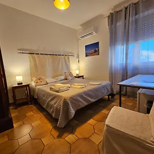 Gasthuis Antonhouse, Alghero